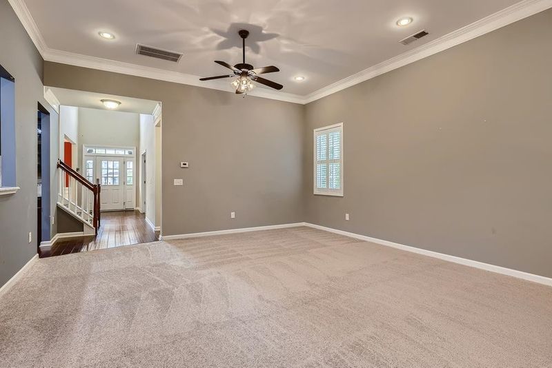 80 N Orchard Dr, Clayton, NC 27527