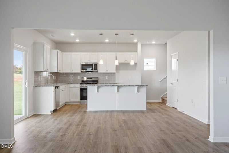 80 Plantation Dr, Youngsville, NC 27596