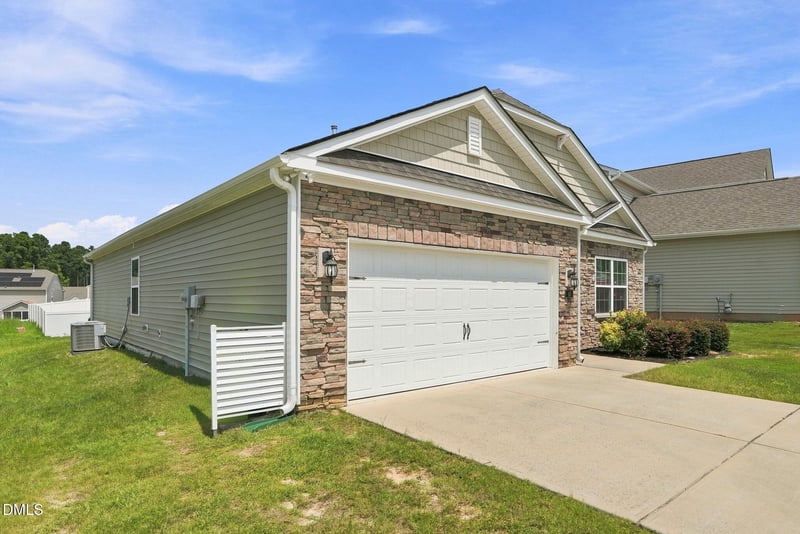80 Purple Tc, Clayton, NC 27527