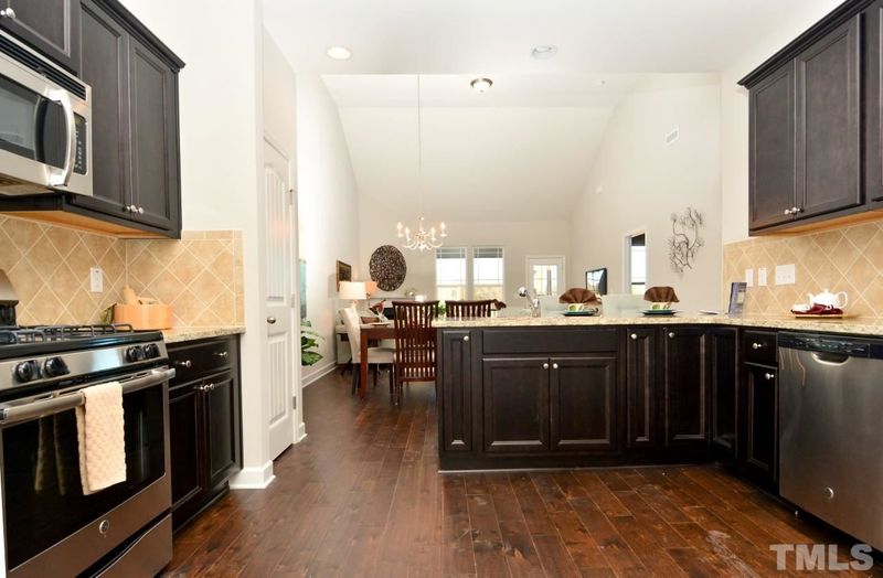 80 Radcliffe Ct #L7, Clayton, NC 27527
