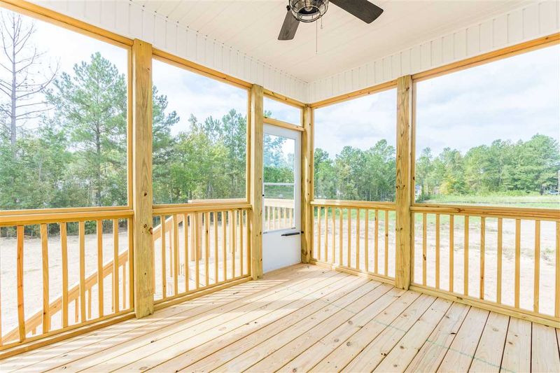 80 Reed Dr, Zebulon, NC 27597