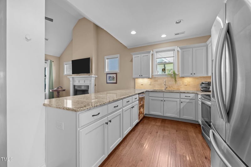 80 Scarlet Bell Dr, Youngsville, NC 27596