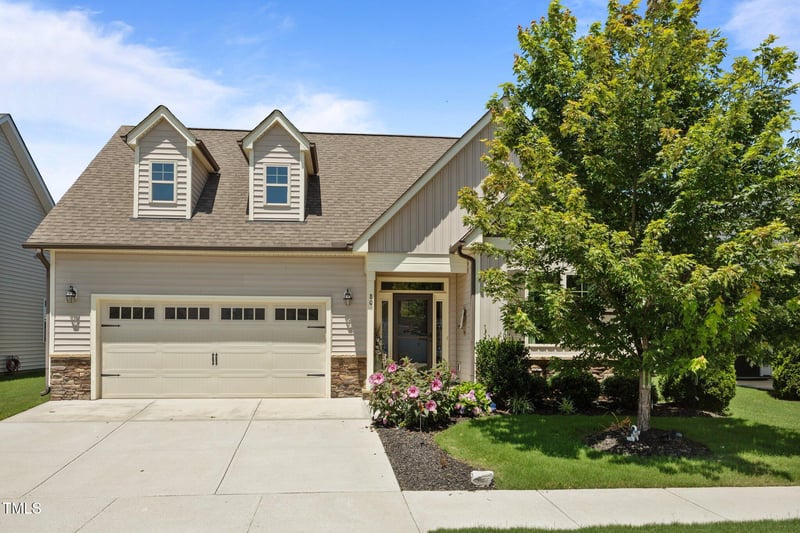 80 Scarlet Bell Dr, Youngsville, NC 27596