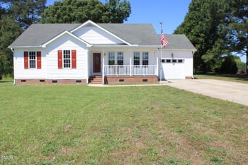 80 Senter Farm Ct, Fuquay Varina, NC 27526
