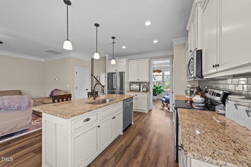 80 Shallow Falls Ln, Benson, NC 27504