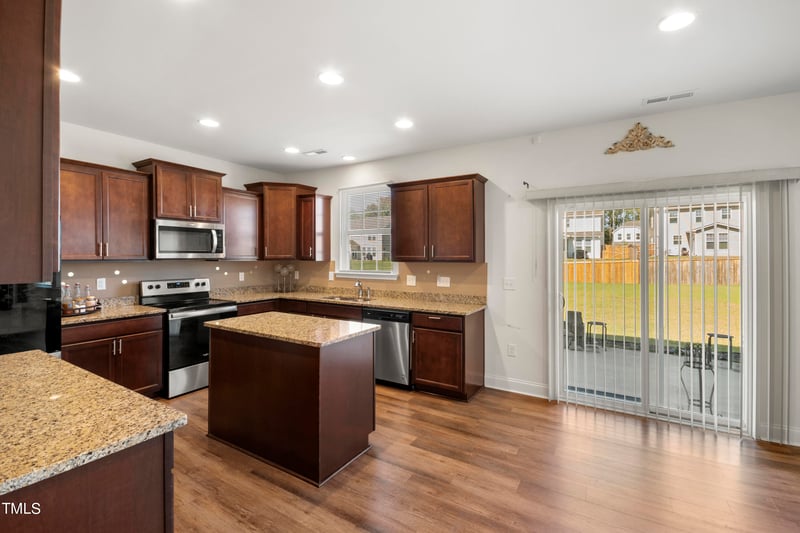 80 Shining Amber Way, Franklinton, NC 27525