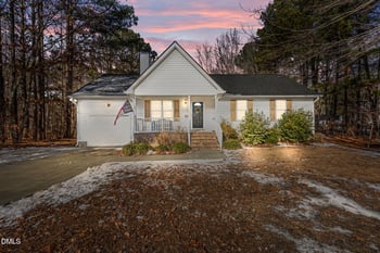 80 Spencers Gate Dr, Youngsville, NC 27596