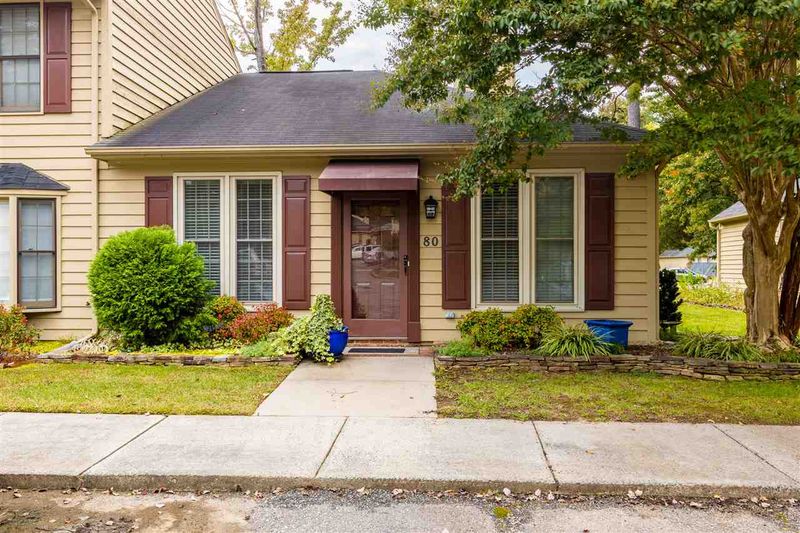80 Stone Hill Ct, Durham, NC 27704