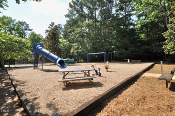 80 Stoneridge Rd, Durham, NC 27705