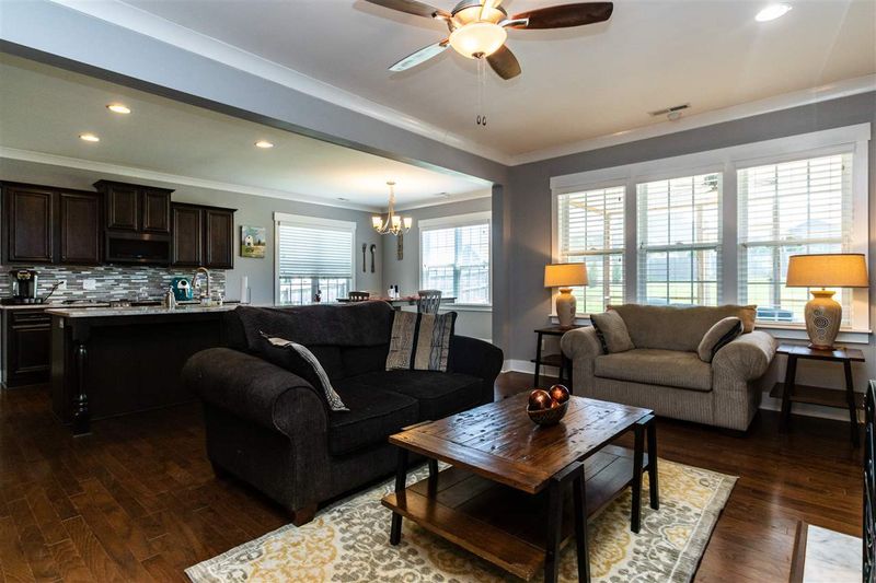 80 Summit Overlook Dr, Clayton, NC 27527