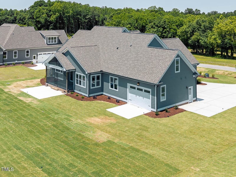 80 Water Willow Ln, Zebulon, NC 27597