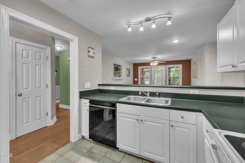 80 Wembley Ct, Youngsville, NC 27596