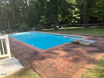 80 White Deer Ln, Henderson, NC 27537