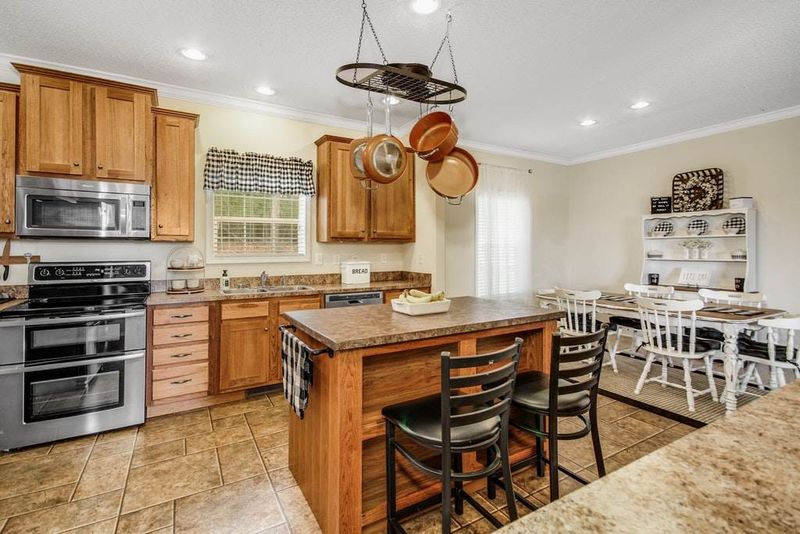 80 Willis Rd, Garner, NC 27529