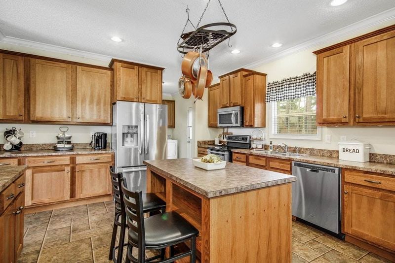 80 Willis Rd, Garner, NC 27529