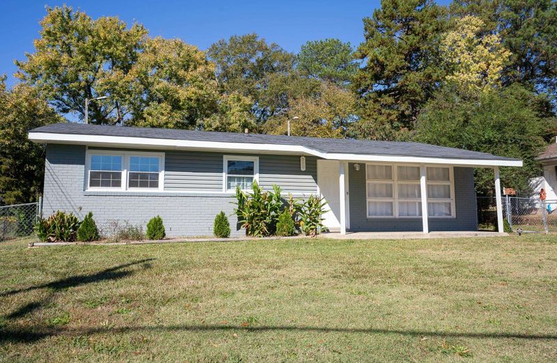800 Beverly Dr, Raleigh, NC 27610