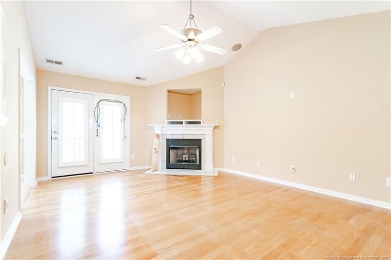 800 Bramblegate Rd, Fayetteville, NC 28348
