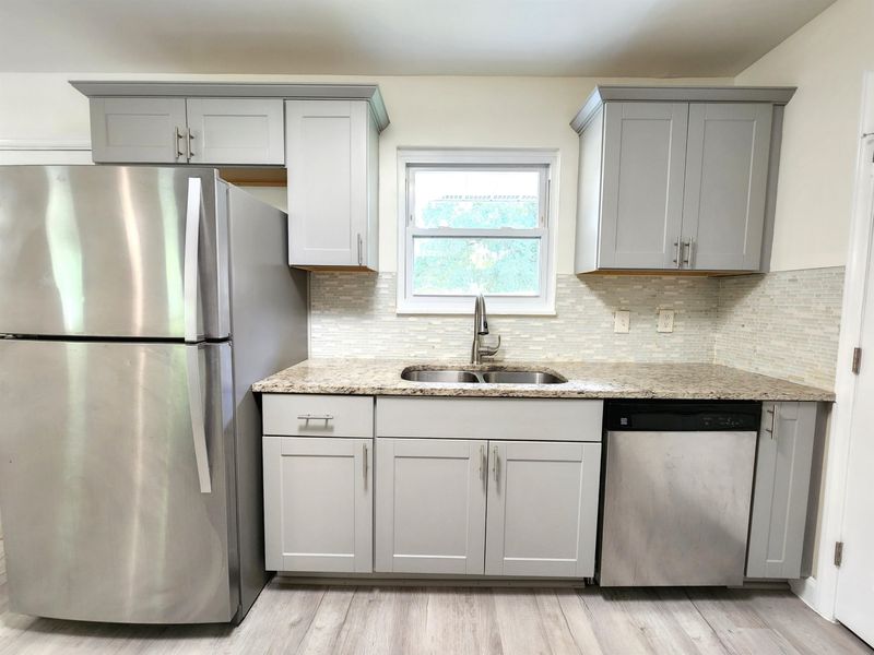 800 Carmen Ct, Raleigh, NC 27610