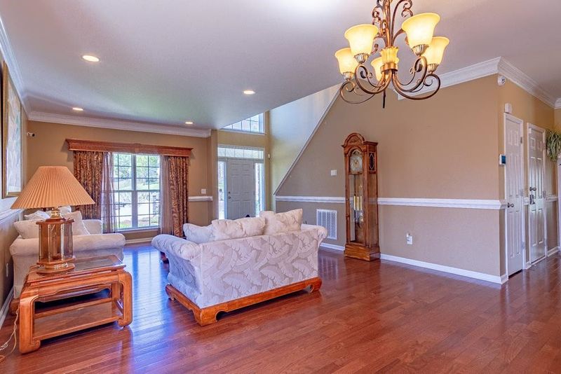 800 Edgeware Way, Wake Forest, NC 27587