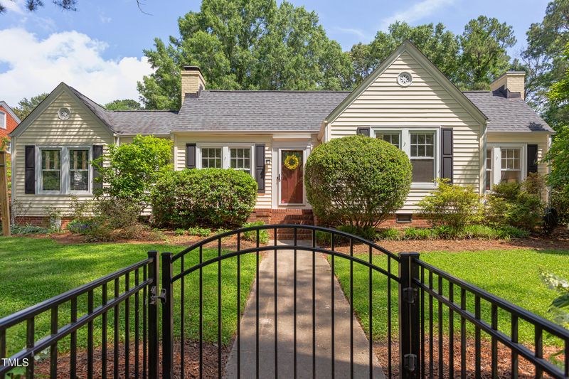 800 E Forest Hills Blvd, Durham, NC 27707