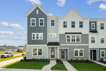 800 Hillfarm Dr, Wake Forest, NC 27587