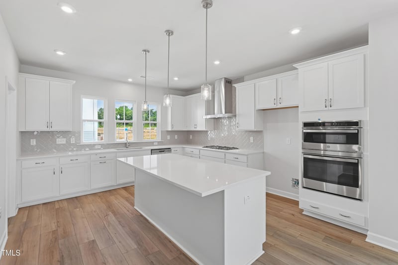 800 Hillfarm Dr, Wake Forest, NC 27587