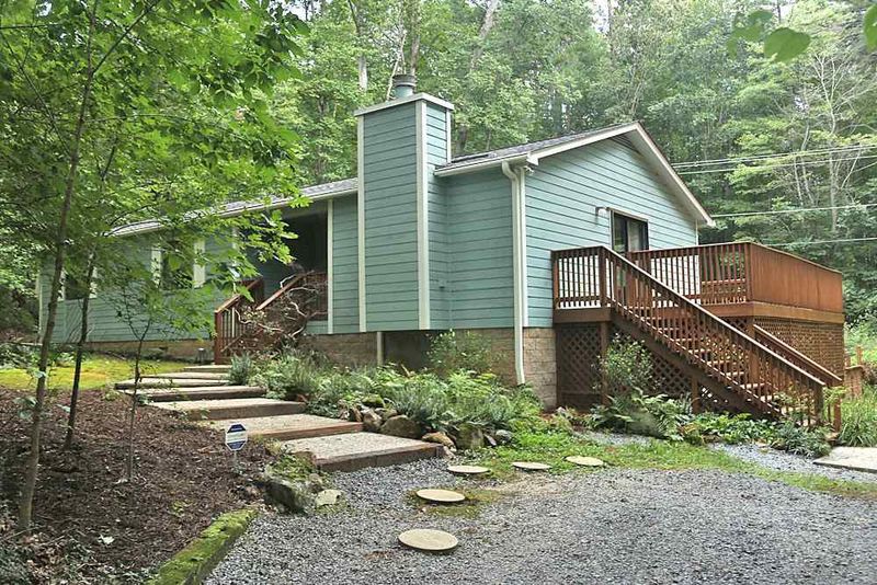 800 Lakeview Rd, Durham, NC 27712