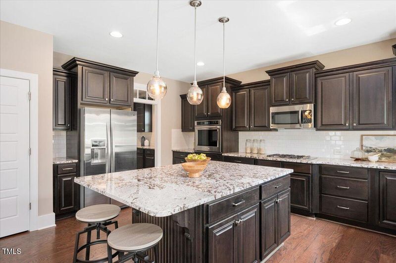 800 Laurel Garden Way, Cary, NC 27513