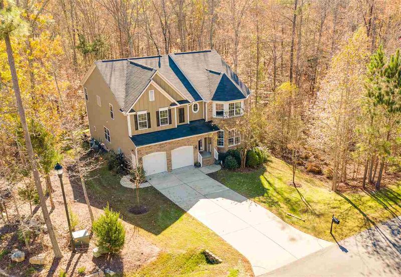 800 Legend Oaks Dr, Chapel Hill, NC 27517