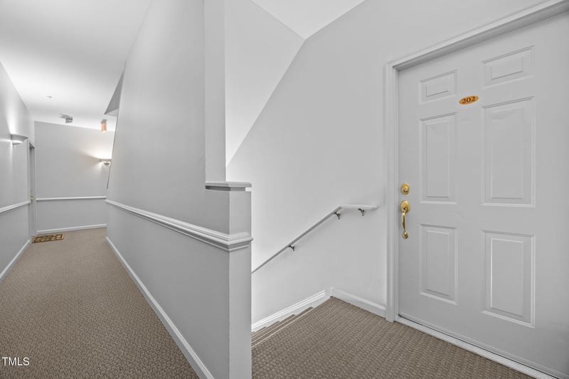 800 Moratuck Dr #202, Raleigh, NC 27604