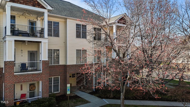 800 Moratuck Dr #207, Raleigh, NC 27604