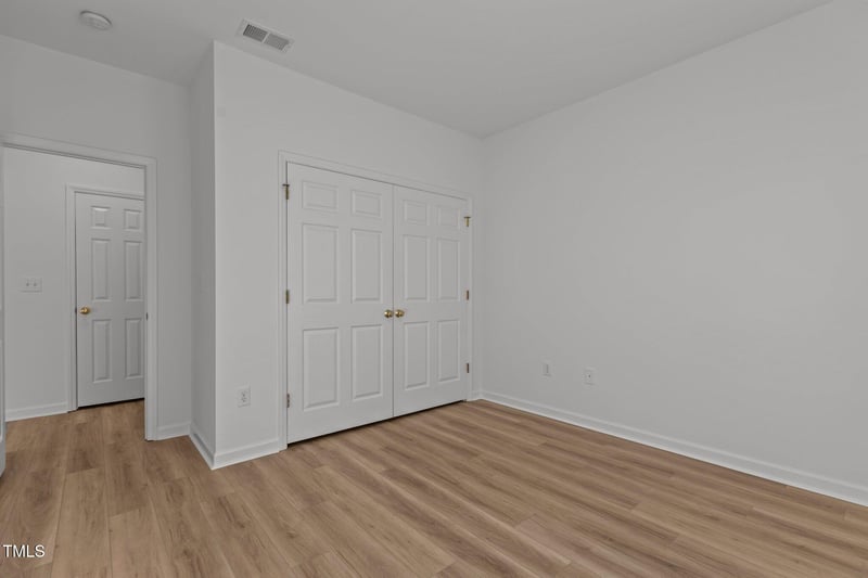 800 Moratuck Dr #207, Raleigh, NC 27604