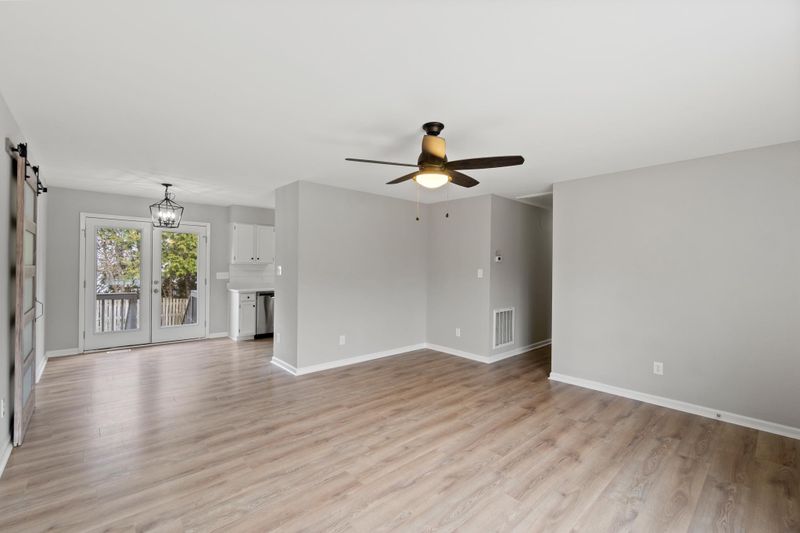 800 Napleton Cir, Apex, NC 27502