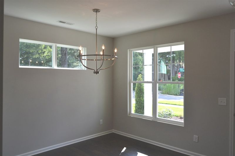 800 Oak Knoll Ln, Wake Forest, NC 27587