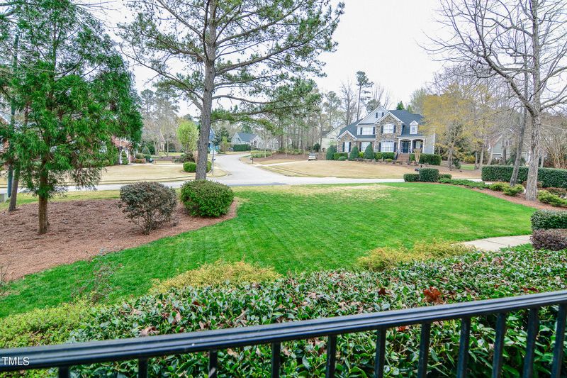 800 Parkridge Dr, Clayton, NC 27527