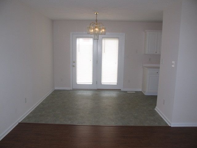 800 S Phillips Pointe Dr, Fuquay Varina, NC 27526