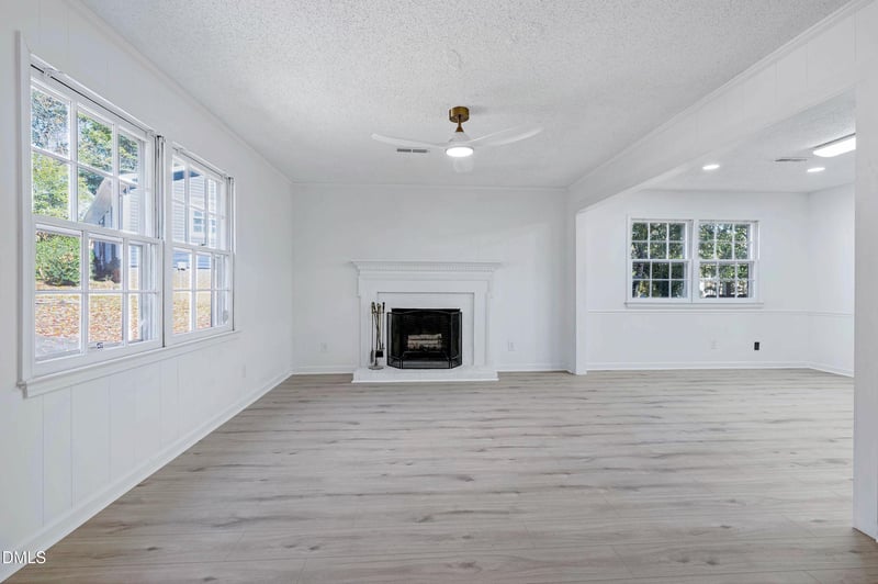 800 Plentywood Ct, Raleigh, NC 27615