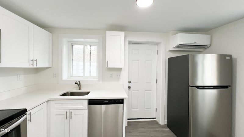 800 Pritchard Avenue Extension #H6, Chapel Hill, NC 27516
