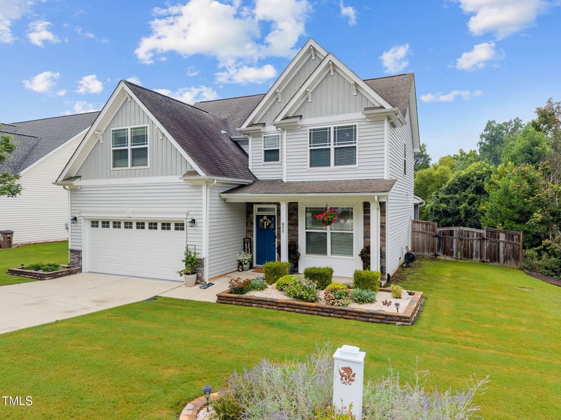 800 Richland Ridge Dr, Wake Forest, NC 27587