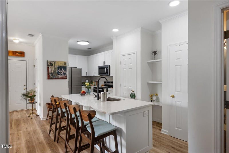 800 Savannah Ridge Rd #109, Holly Springs, NC 27540