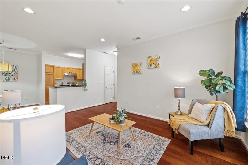 800 Savannah Ridge Rd #116, Holly Springs, NC 27540