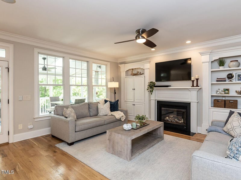 800 Skymont Dr, Holly Springs, NC 27540