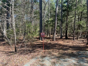 800 Southwind Rd, Siler City, NC 27344