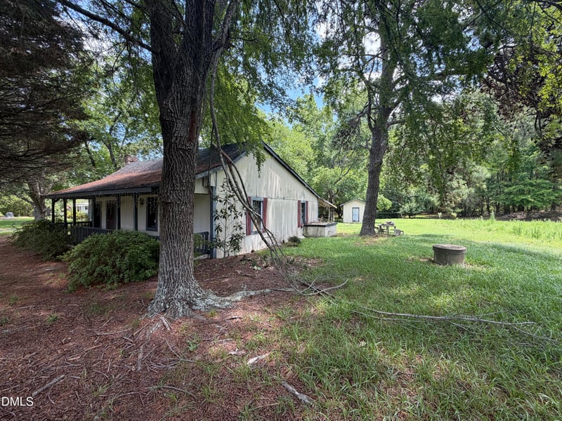 8000 Lockleair Rd, Zebulon, NC 27597