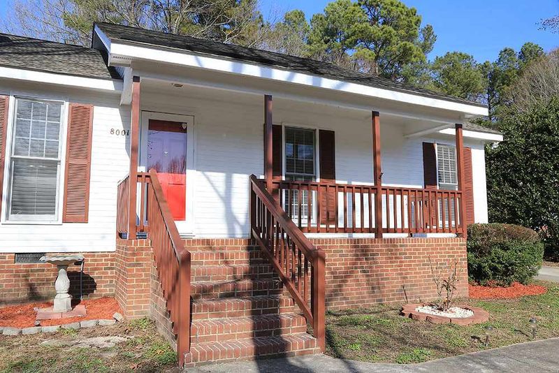 8001 Boxer Pl, Wake Forest, NC 27587