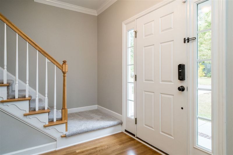 8001 Crichton Ln, Durham, NC 27713