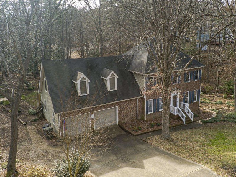 8001 Falling Leaf Ct, Raleigh, NC 27615