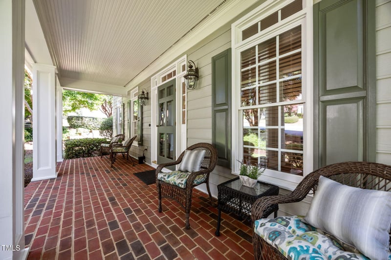 8001 Kukui Ct, Raleigh, NC 27613