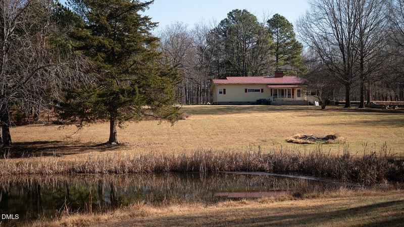 8001 L A Dixon Junior Rd, Mebane, NC 27302