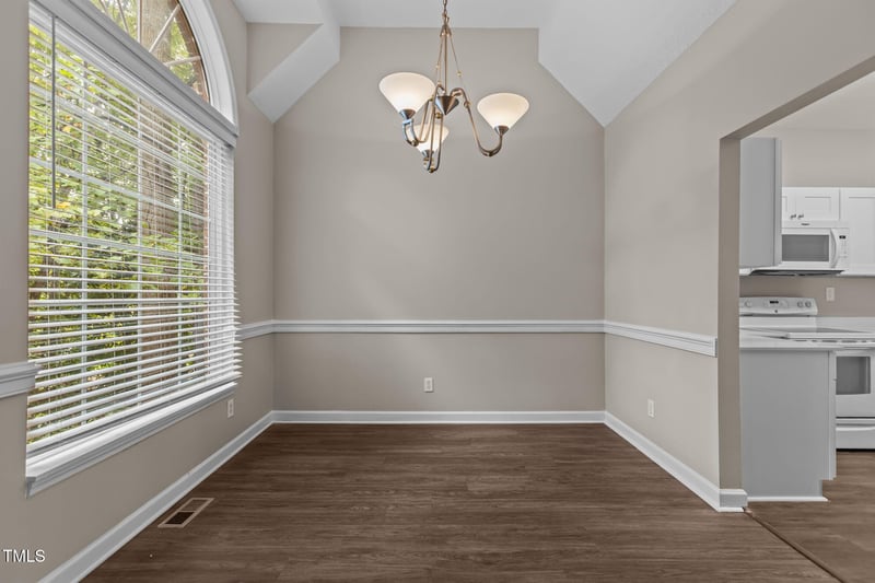 8001 Lakeshore Dr, Garner, NC 27529